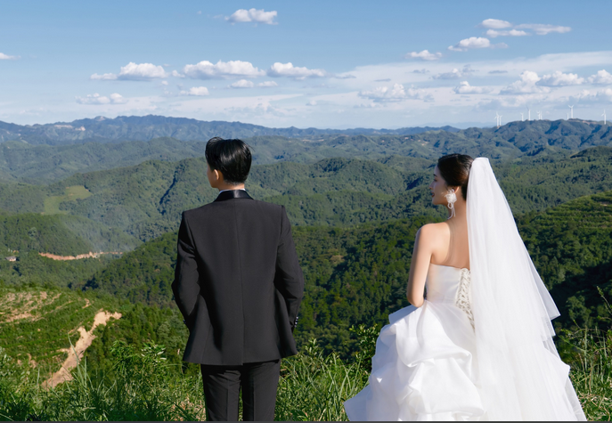 Husband and wife quarreled constantly after moving to new home